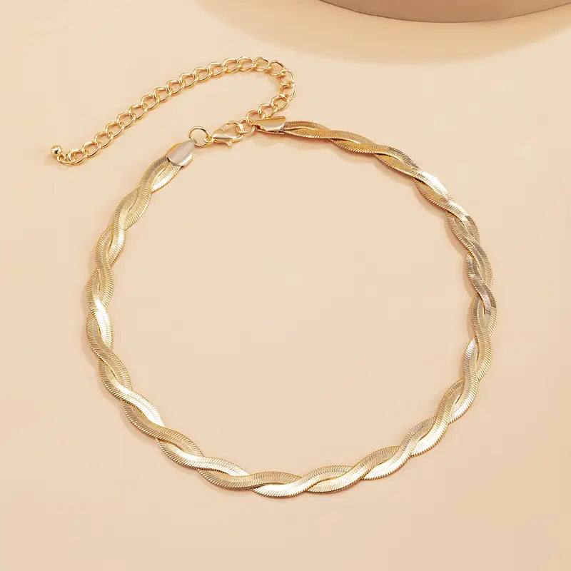 Braided Chain Necklace for Women – Elegant & Timeless Fashion Jewelry (1 Piece)