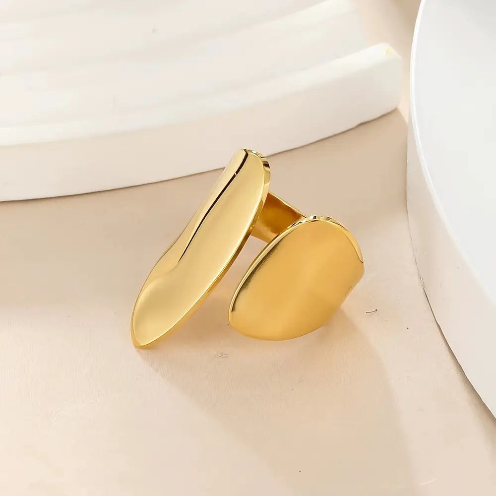 Chic Geometric Wide Band Ring - Unique Irregular Design