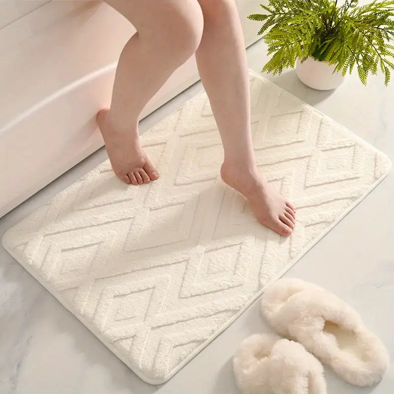 Microfiber Bath Mat: Diamond Jacquard, Non-Slip, Absorbent Rug
