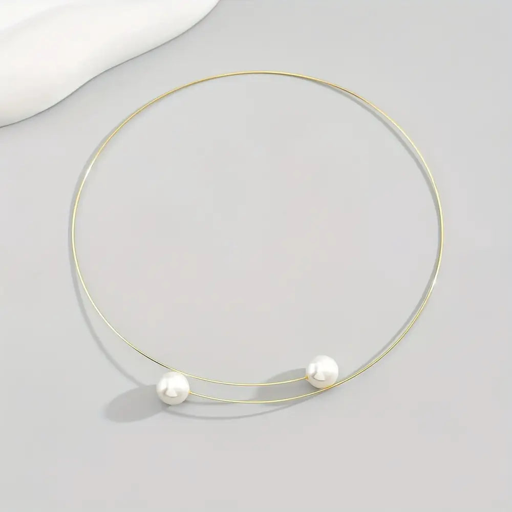 Elegant Adjustable Golden-Tone Chain Necklace with Beads