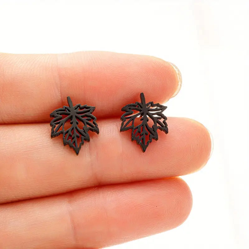 Boucles d'oreilles à tige en acier inoxydable pour homme, motif feuille d'érable – Bijoux amulettes classiques pour fêtes et cadeaux
