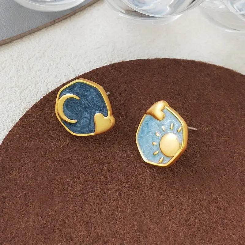Unique Irregular Asymmetric Round Design Stud Earrings