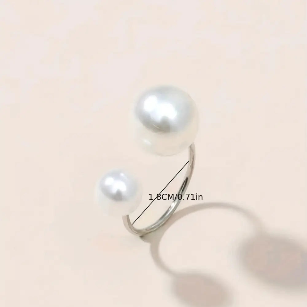 1 bague manchette élégante incrustée de pierre laiteuse