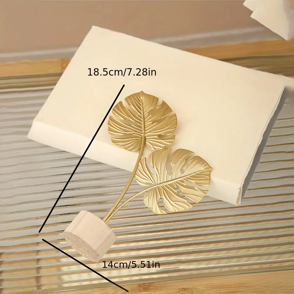 Elegant Metal Tree Leaf Art Decor