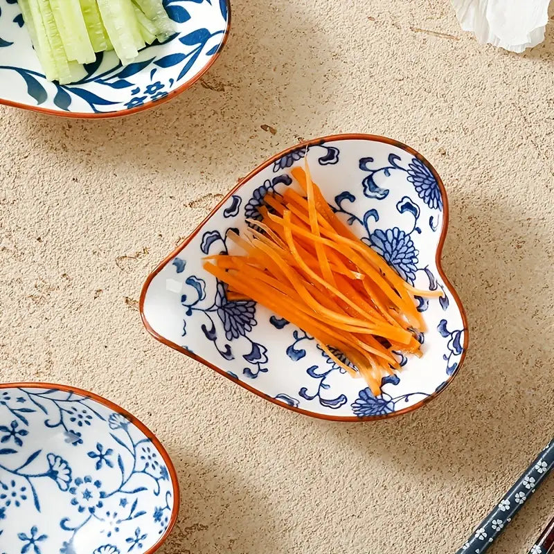 4pcs Heart Shaped Ceramic Seasoning and Sauces Dishes