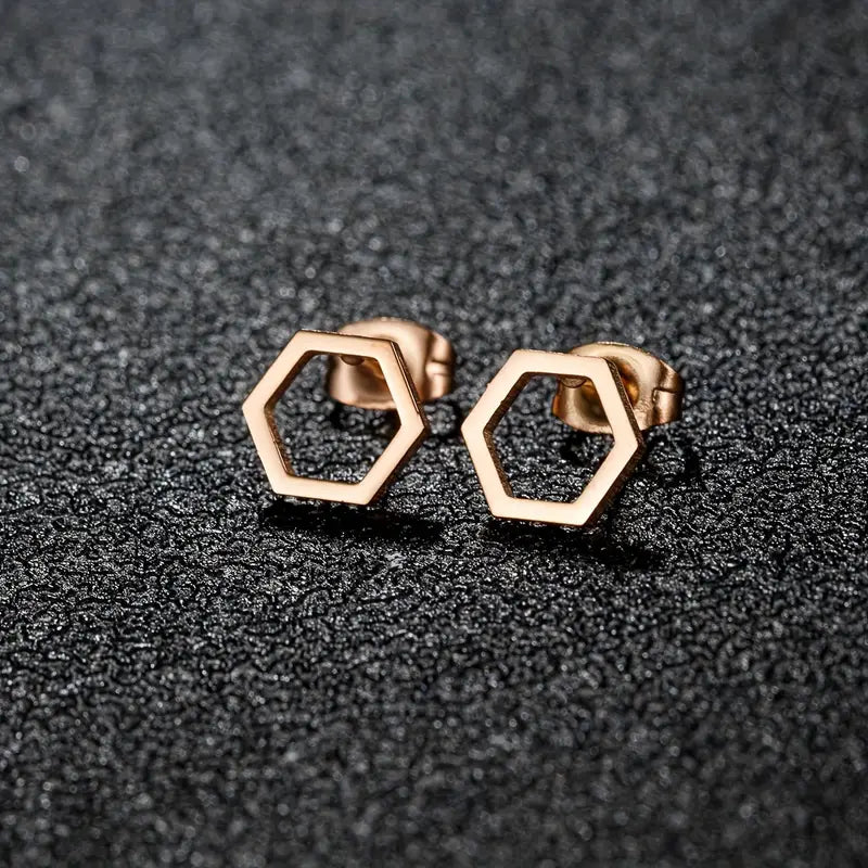 Minimalist Hexagon Stud Earrings – Stainless Steel Geometric Fashion Jewelry (1 Pair)