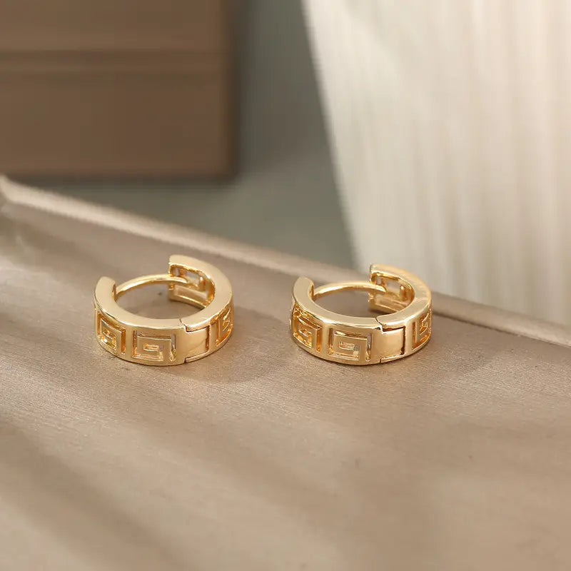 Retro Geometric Hollow Ear Cuffs – Copper Jewelry for Gifts