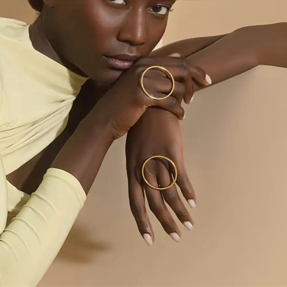 Bague circulaire creuse géométrique unique, design élégant et unique