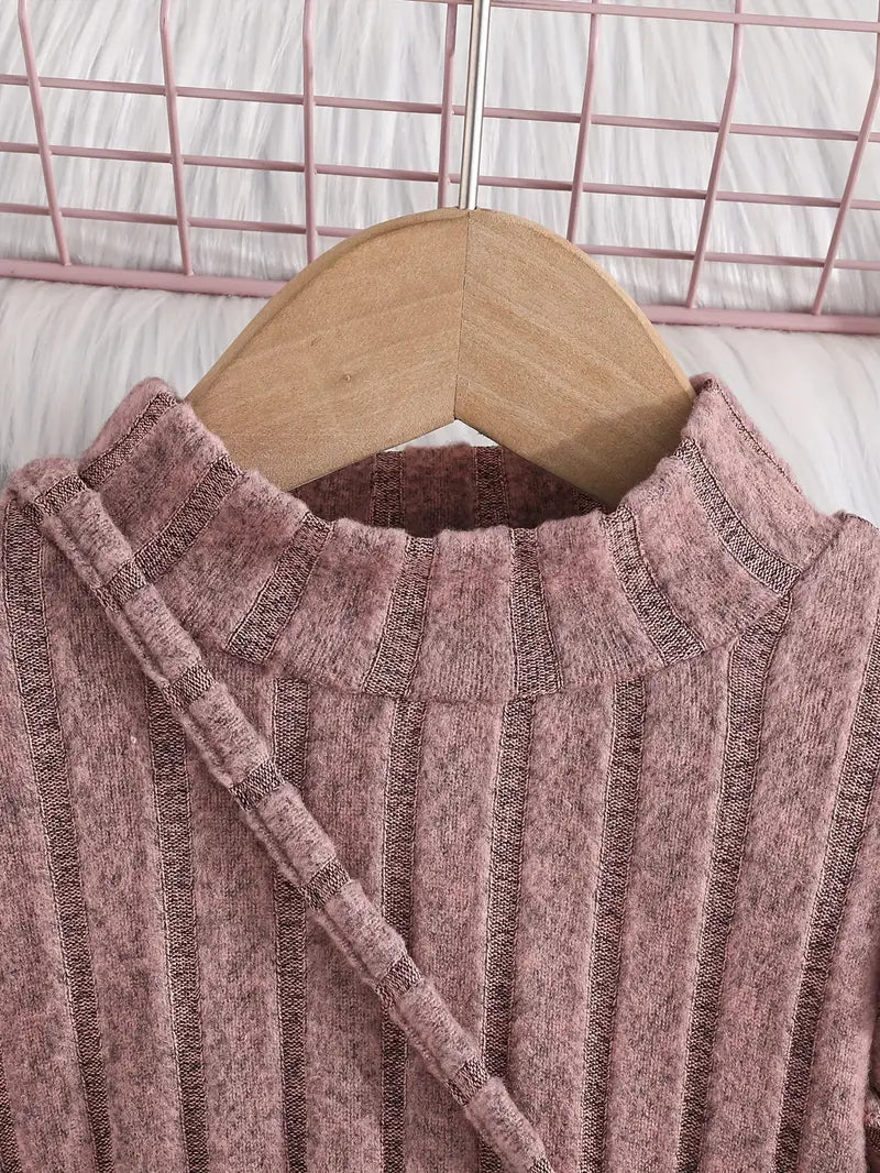 Robe rayée à manches longues avec volants et sac assorti | Tenue élégante pour fille