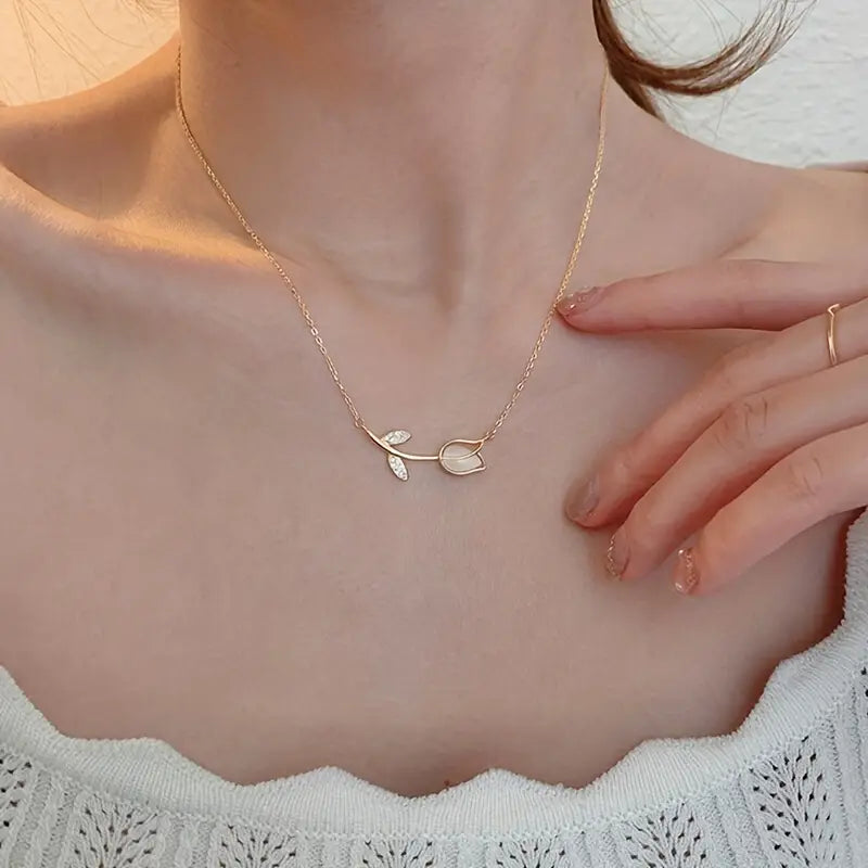 Zircon Tulip Pendant Necklace - Women's Jewelry
