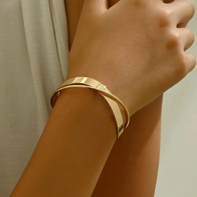 Glanzende onregelmatige open armband - geometrische metalen armband