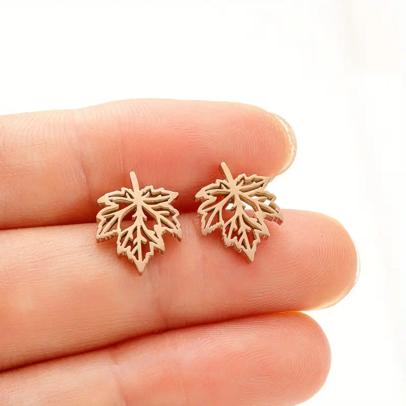 Boucles d'oreilles à tige en acier inoxydable pour homme, motif feuille d'érable – Bijoux amulettes classiques pour fêtes et cadeaux