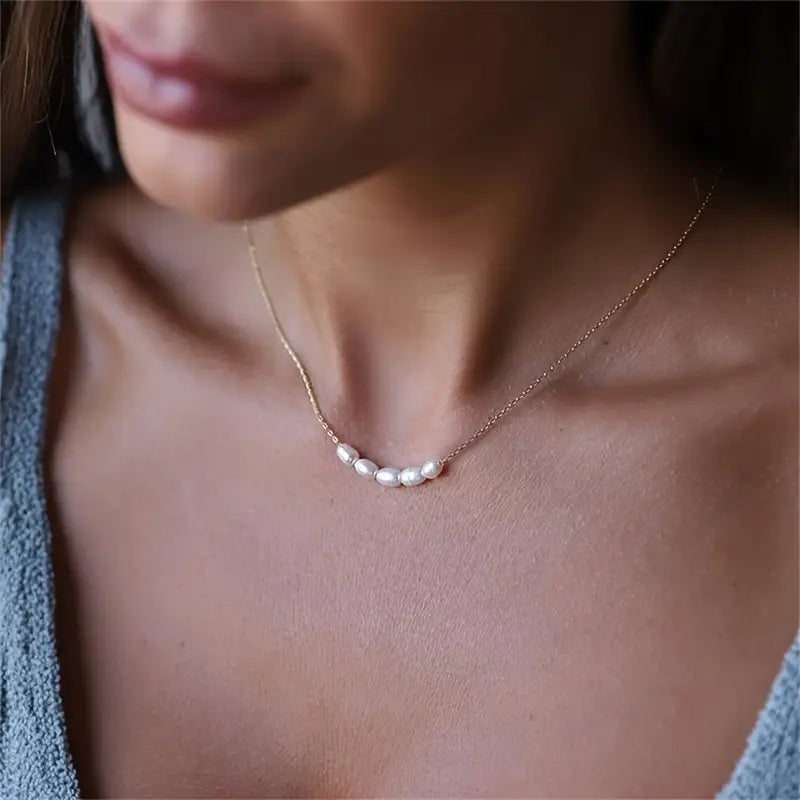 Stainless Steel Pendant Necklace – Elegant Clavicle Chain for Casual Wear & Gifting