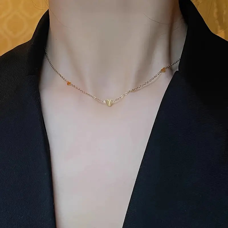 A Delicate And Minimalist Heart Necklace for Women