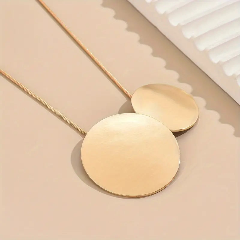 Vintage Round Brushed Pendant Necklace – Double Disc Charm Choker for Daily & Party Wear