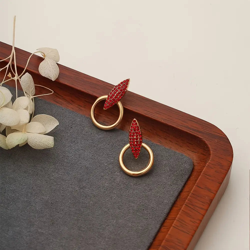 Hollow Circle Leaf Design Shiny Rhinestone Inlaid Dangle Earrings