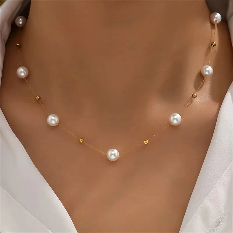 Elegant Imitation Pearl Beads Necklace - Zinc Alloy with Baroque Design