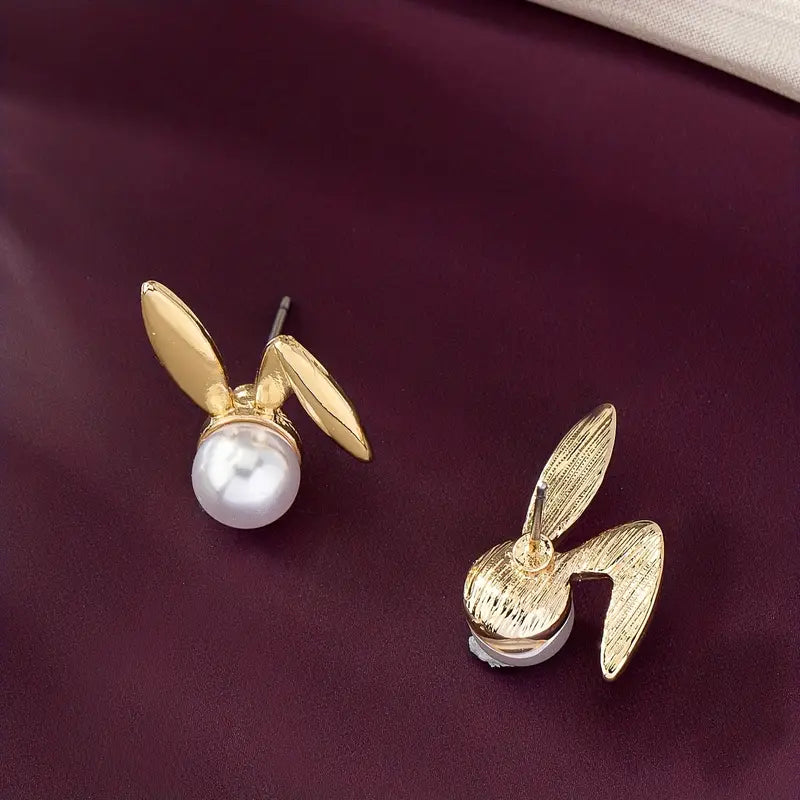 Pearl Stud Earrings - Rabbit Design Retro Modern Jewelry