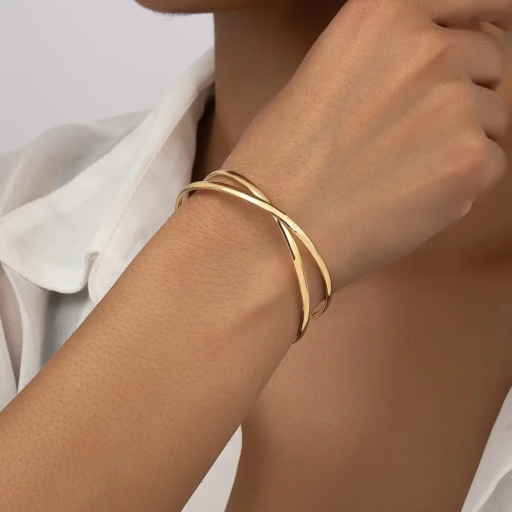 Elegant Alloy Cuff Bracelet for Women - Non-Mosaic Daily Wear Accessory