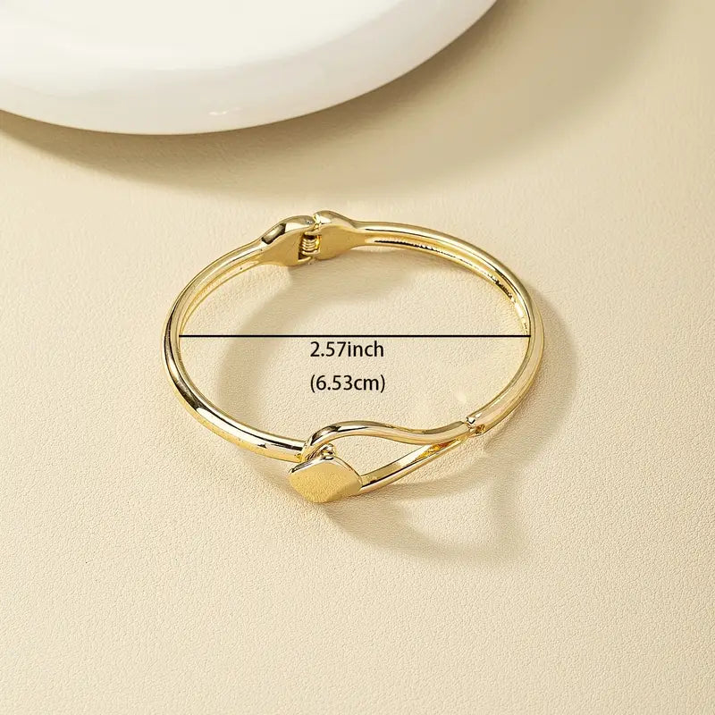 Minimalist Spring Alloy Bracelet – 14K Gold Plated Elegant Hand Jewelry Gift