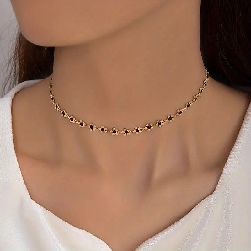 Collier élégant à breloques tournesol doré