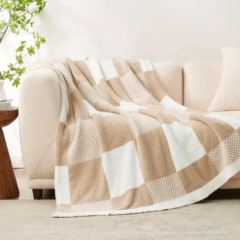 Beige Checkered Flannel Blanket - Soft, Washable 60x80 - Bed/Sofa
