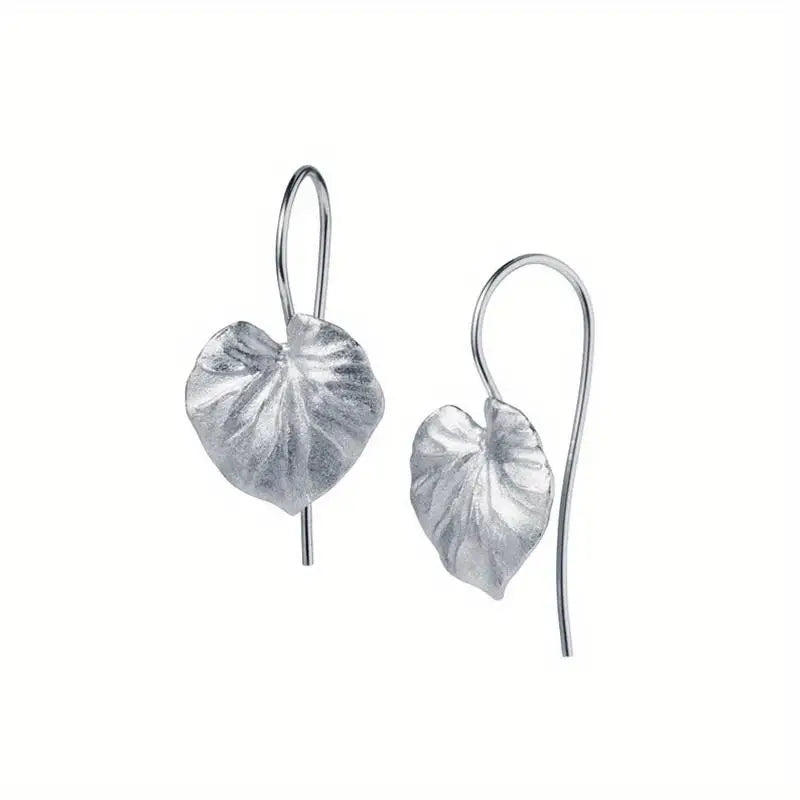 Boucles d'oreilles pendantes créatives en forme de feuille