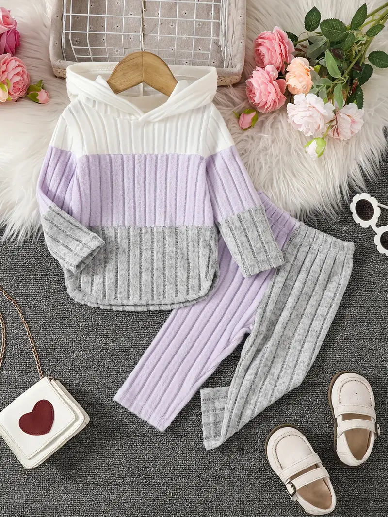 Set met kleurrijke hoodie en broek | Trendy en comfortabele babyoutfit