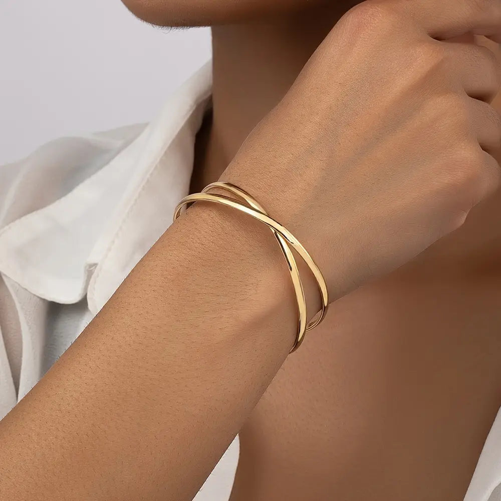 Elegant Alloy Cuff Bracelet for Women - Non-Mosaic Daily Wear Accessory