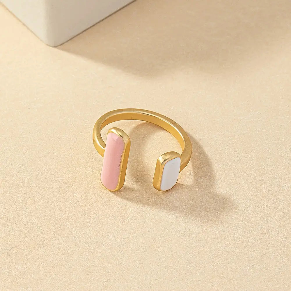 Elegant & Chic Adjustable Open Ring for Women - Alloy Design, Perfect for Casual Attire