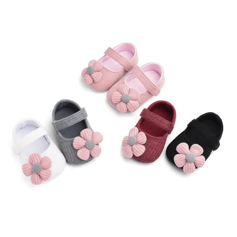 Cozy Fleece Infant Slippers | Soft Warm Crib Shoes for Baby Boys & Girls