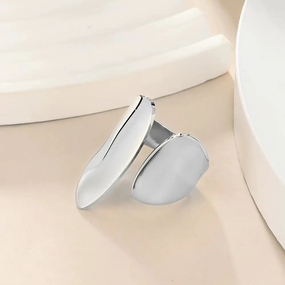 Chic Geometric Wide Band Ring - Unique Irregular Design