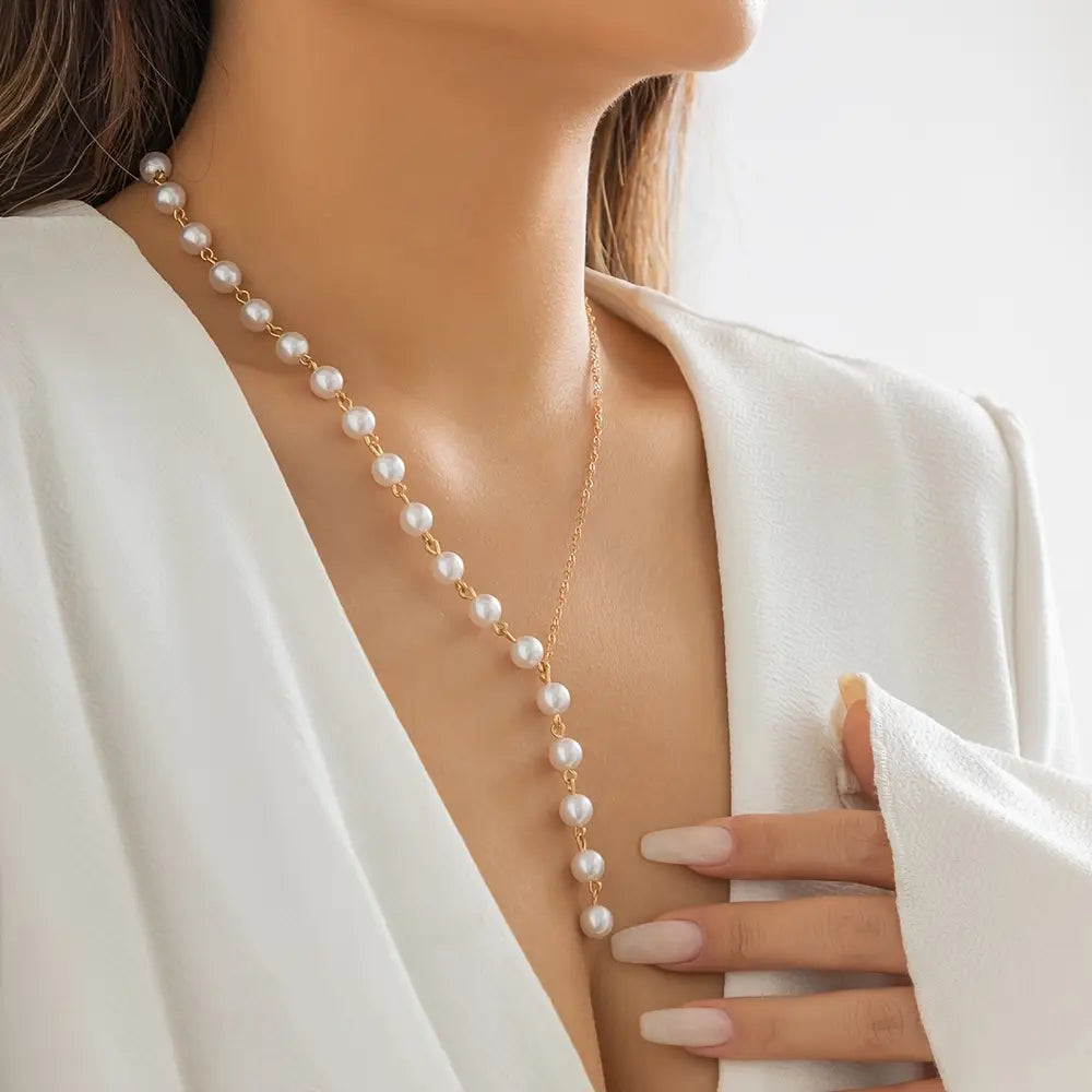 Elegant Faux Pearl Y-Necklace with Hollow Chain Design