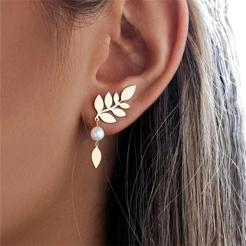 Exquisite Golden Leaf Faux Pearl Decor Dangle Earrings