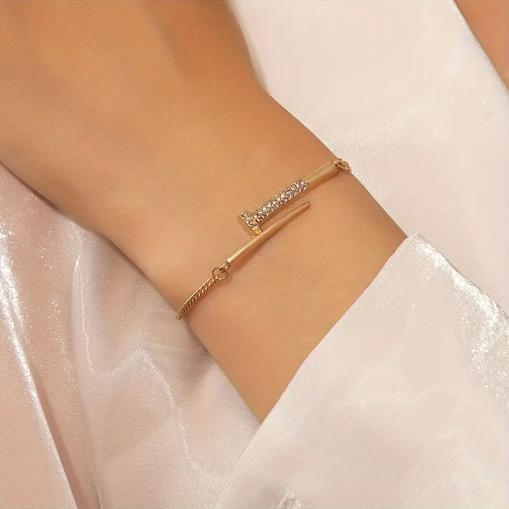 Unique Adjustable Hand Chain Bracelet Alloy 18K Gold Plated