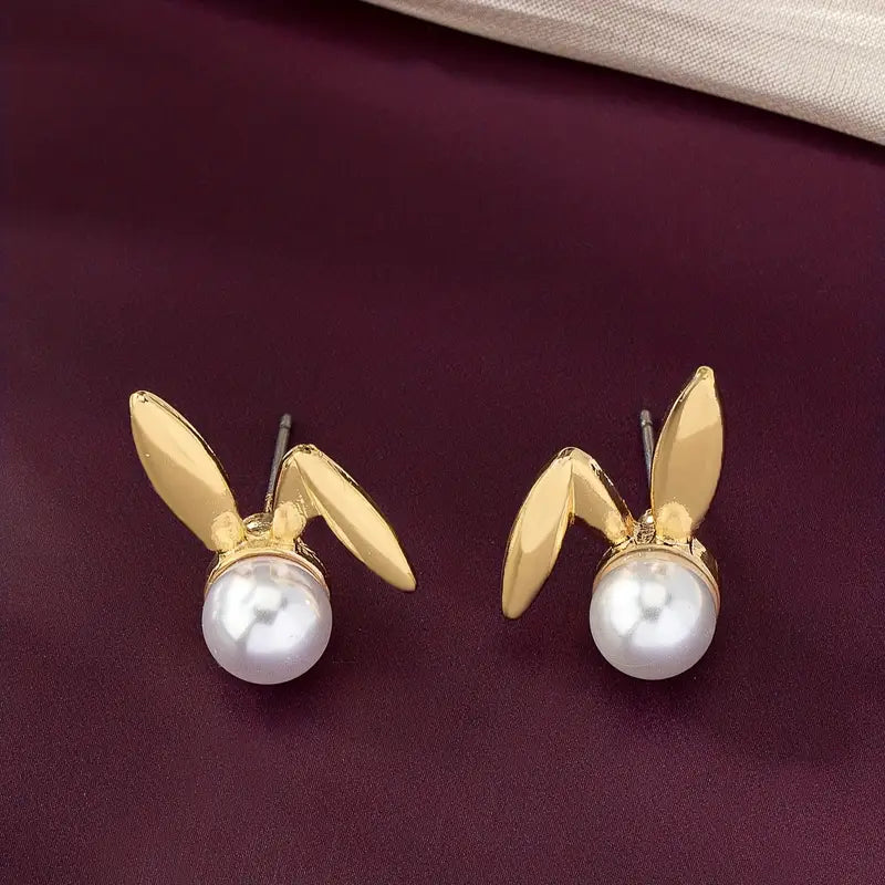 Pearl Stud Earrings - Rabbit Design Retro Modern Jewelry