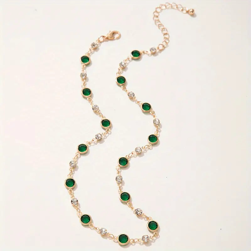 Retro Green Zircon Necklace – Short Clavicle Chain for Women Party & Banquet Jewelry