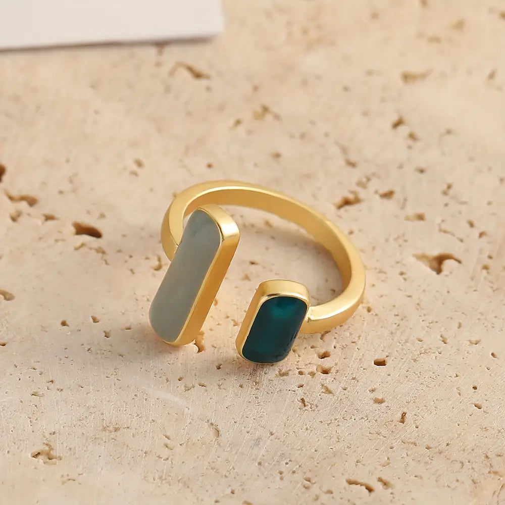 Elegant & Chic Adjustable Open Ring for Women - Alloy Design, Perfect for Casual Attire