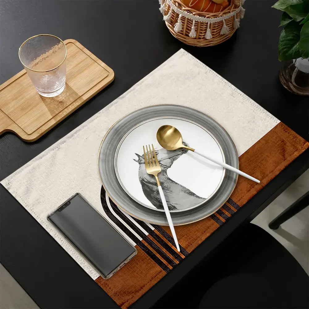 Set of 1 Table Runner & 4pc placemats with Abstract Art Print