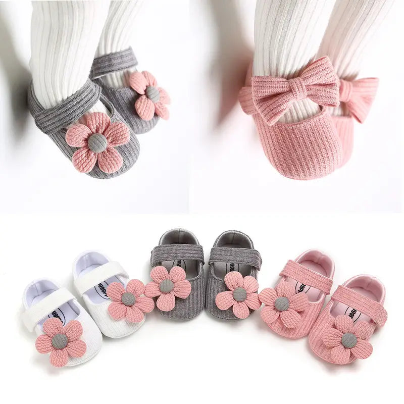 Cozy Fleece Infant Slippers | Soft Warm Crib Shoes for Baby Boys & Girls