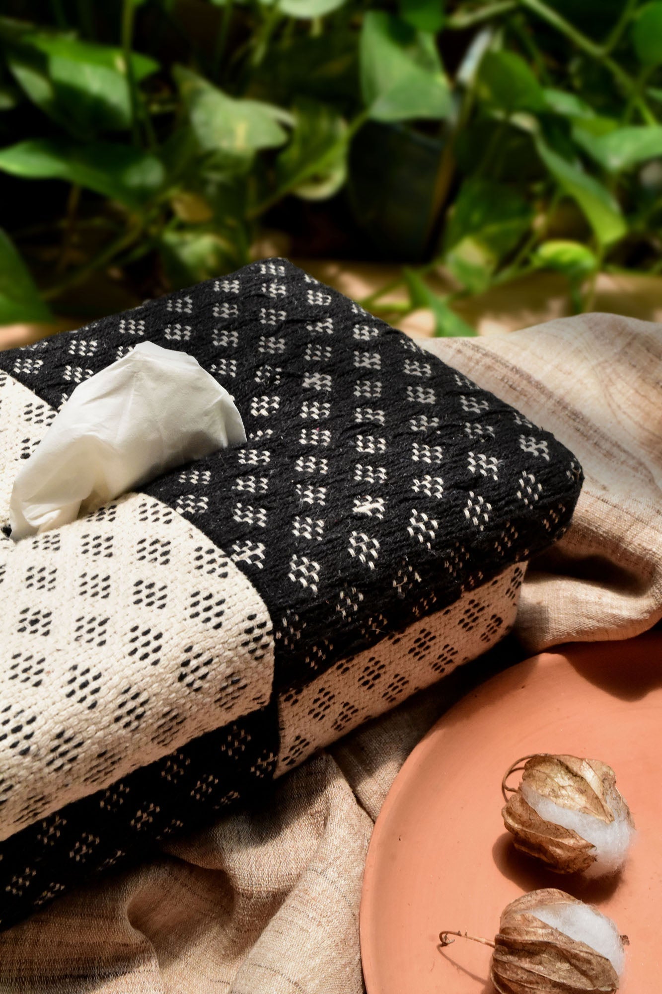 Handwoven Jacquard Tissue Box - Two-Sided Pattern