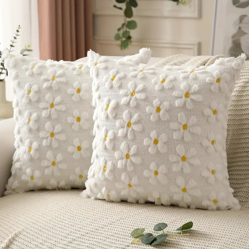Daisy Heart Pillow Cover - 18x18 Farmhouse Decor