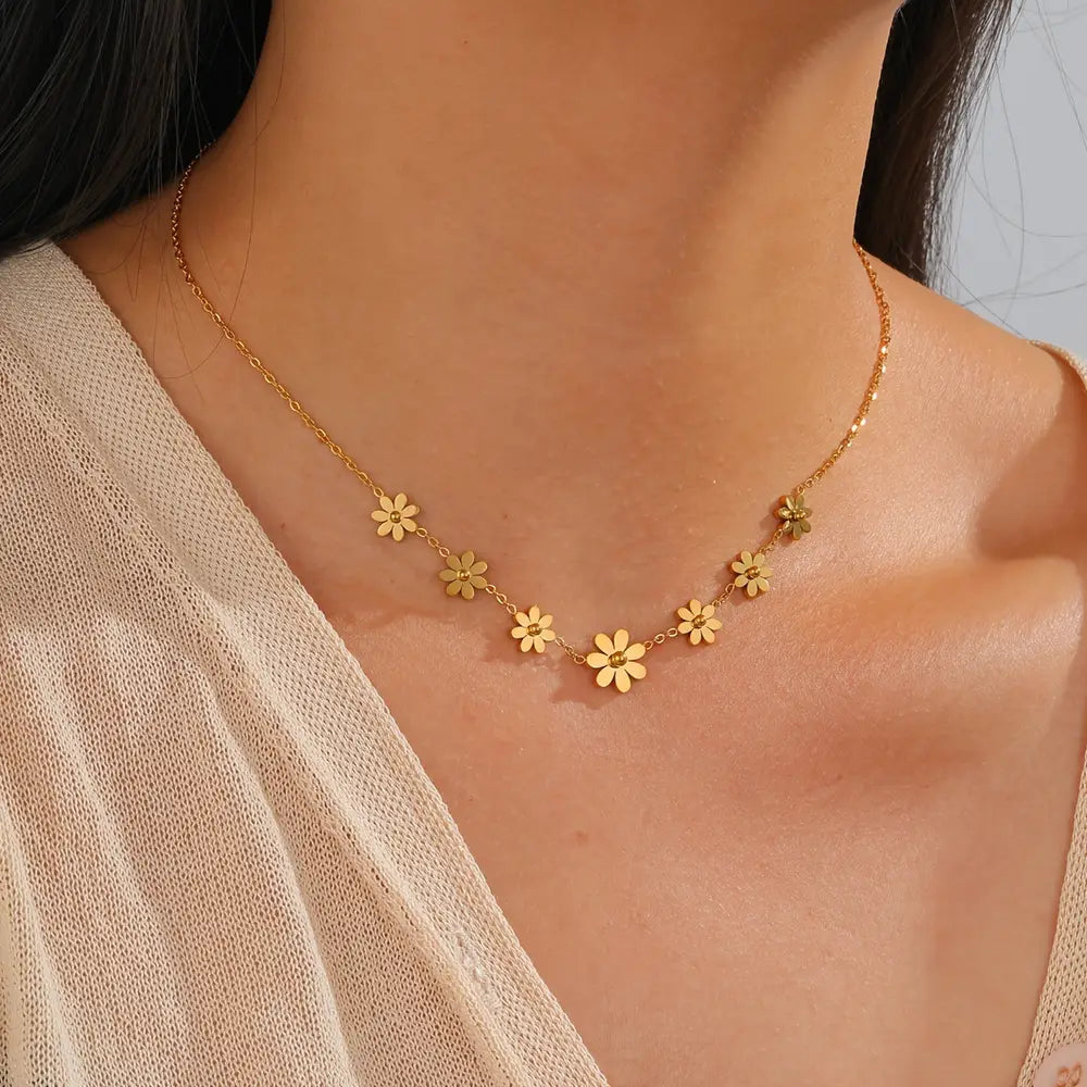 Daisy Flowers Jewelry Set, 18K Gold Plated Stainless Steel Necklace and Earrings
