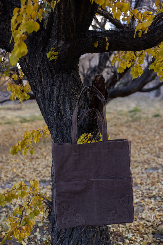 Bakhor Appliqué Tote