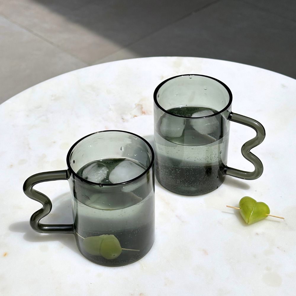 Borosilicate Glass Coffee Mug With Swirl Handle - 2 Colors
