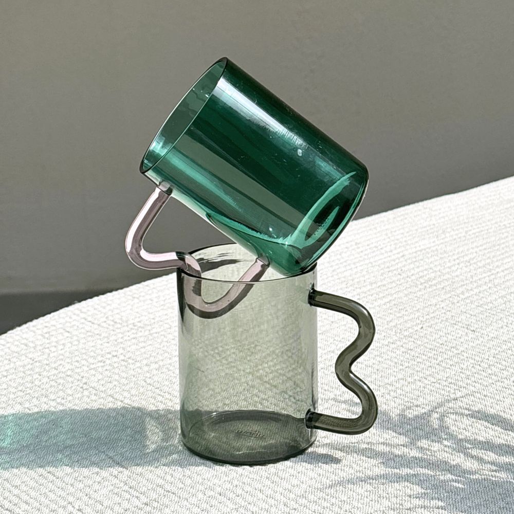 Borosilicate Glass Coffee Mug With Swirl Handle - 2 Colors