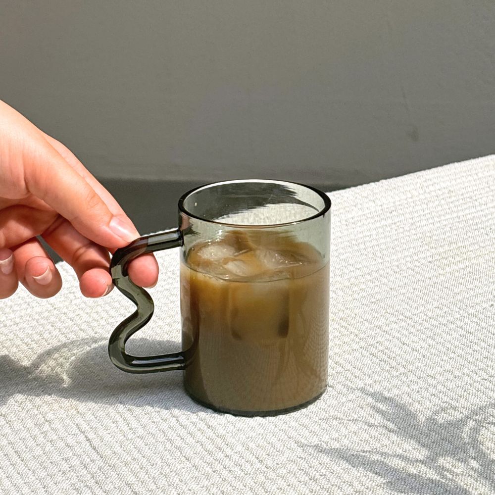 Borosilicate Glass Coffee Mug With Swirl Handle - 2 Colors