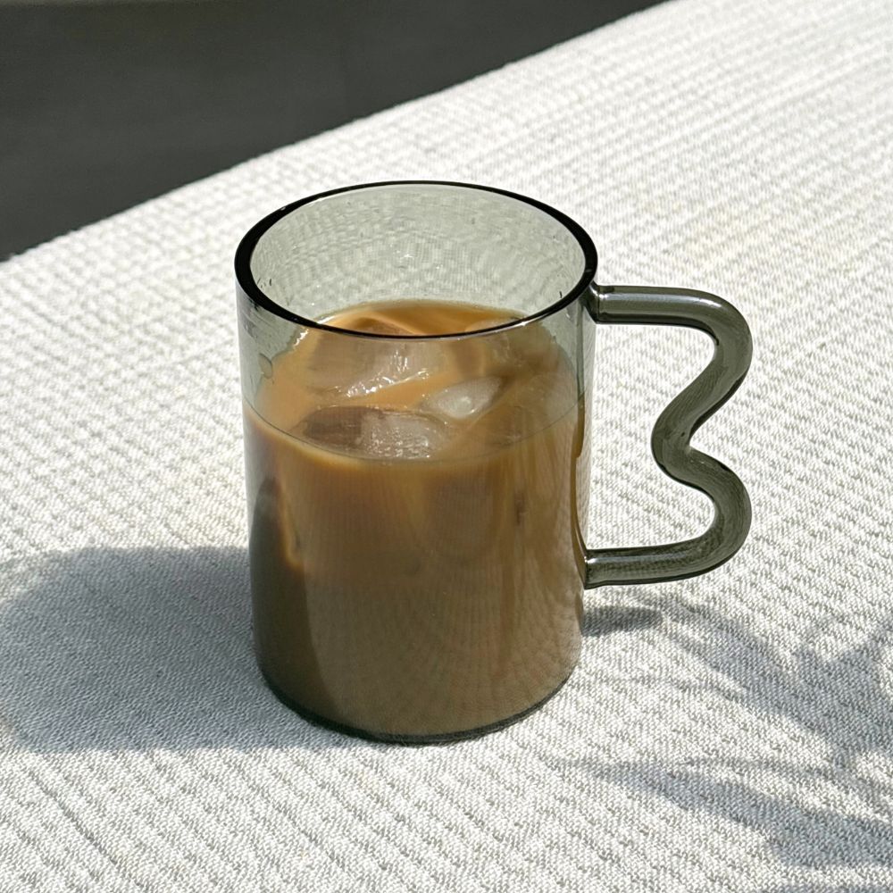 Borosilicate Glass Coffee Mug With Swirl Handle - 2 Colors