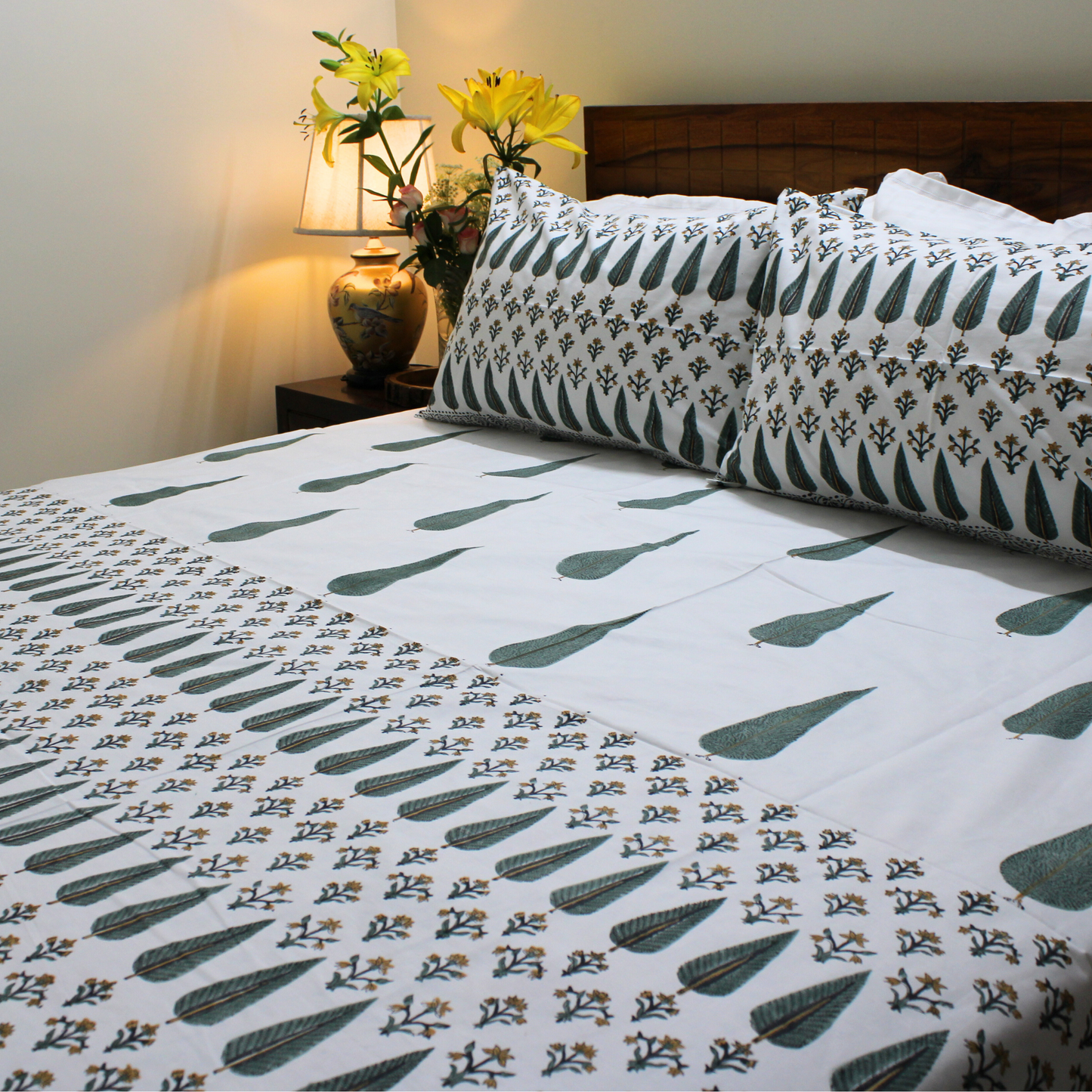 Bedsheet | Cotton Handblock Blooming Garden | Set of 3 Pc
