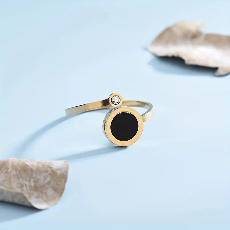 Elegant Black Oval-Cut Roman Numerals Ring